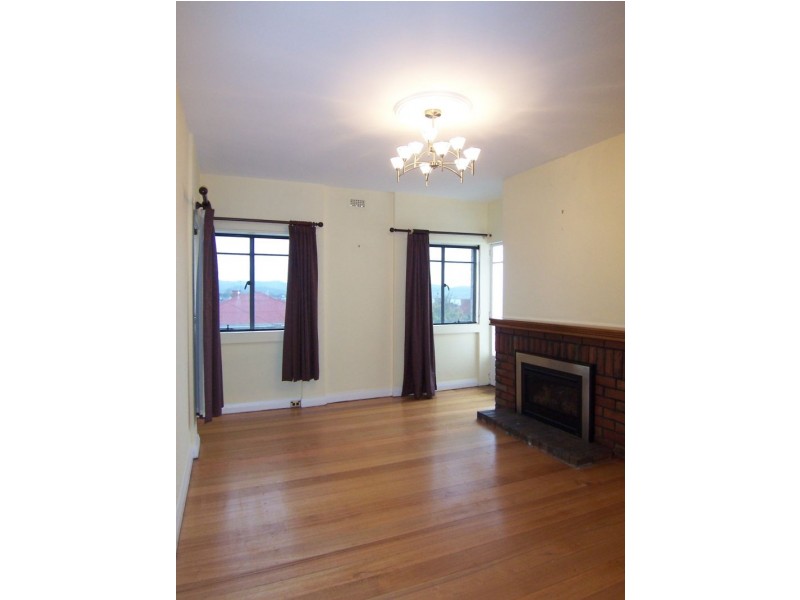 6a Minallo Avenue, West Hobart TAS 7000