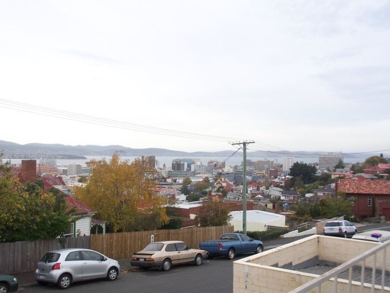6a Minallo Avenue, West Hobart TAS 7000