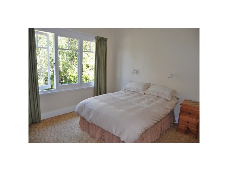 17 Alexander Street, Sandy Bay TAS 7005