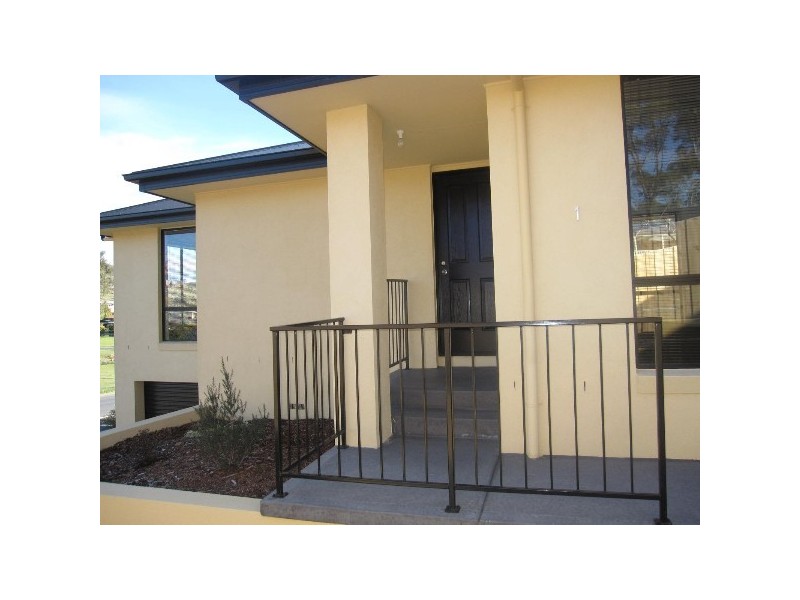 1/301 MAIN ROAD, Austins Ferry TAS 7011