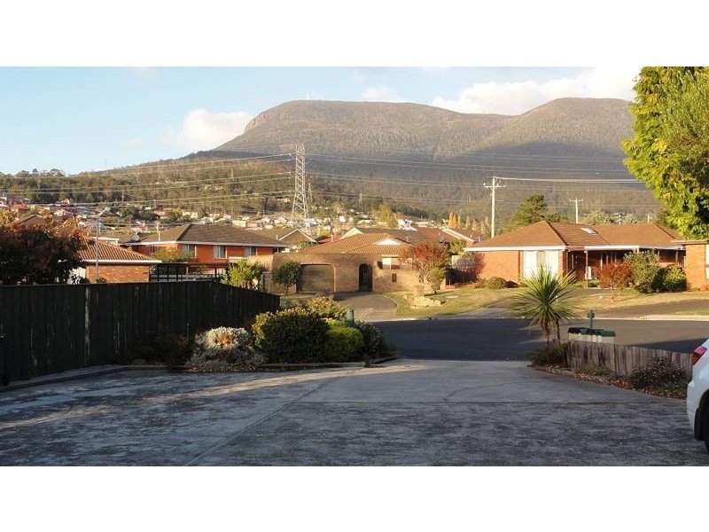 1/22 Sanders Place, Glenorchy TAS 7010