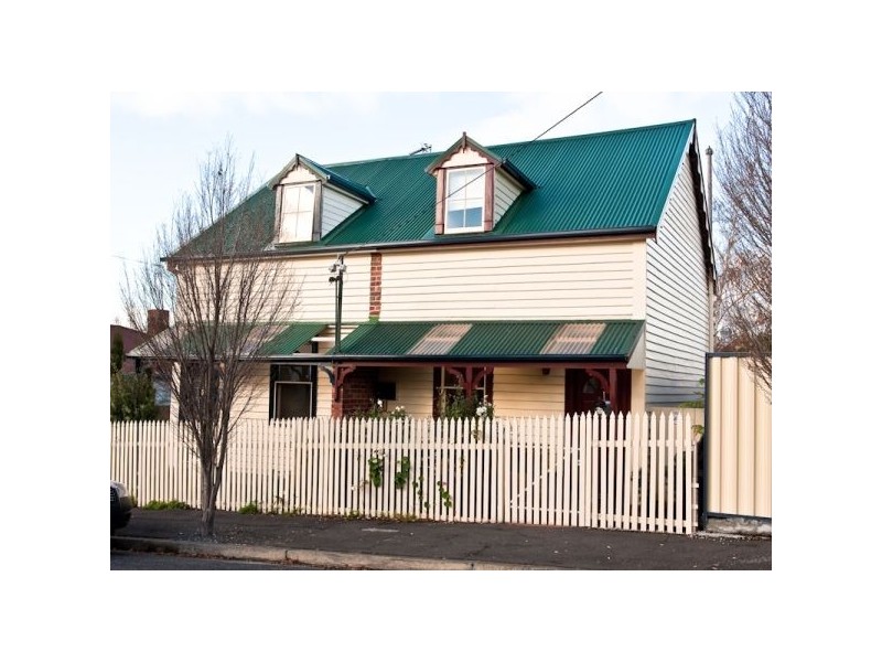 5 Claude Street, New Town TAS 7008