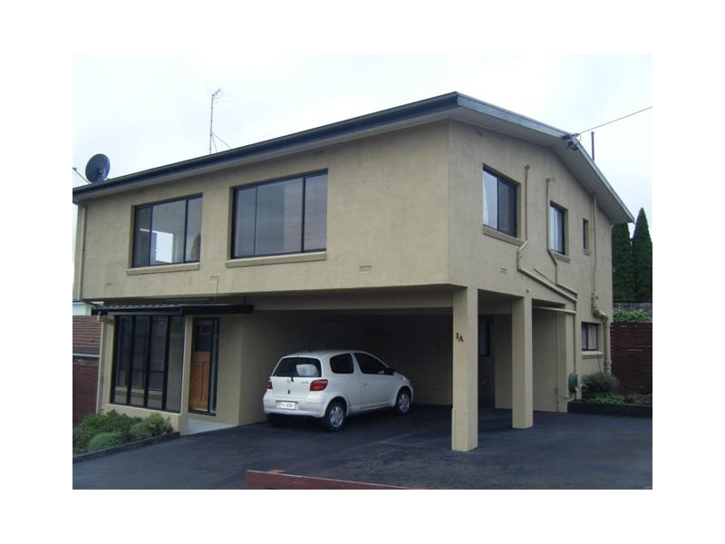 3/1A HONORA AVE, New Town TAS 7008