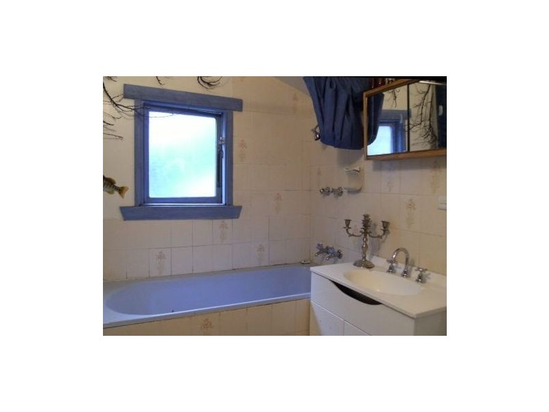 23 Lower Jordan Hill Road, West Hobart TAS 7000