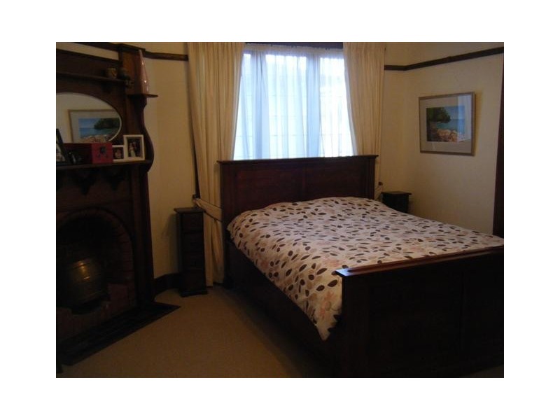 25 PEDDER STREET, New Town TAS 7008