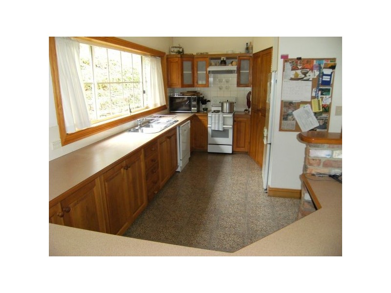 101 Barossa Road, Lenah Valley TAS 7008