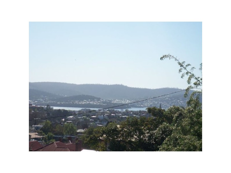 15 Waterworks Road, Dynnyrne TAS 7005