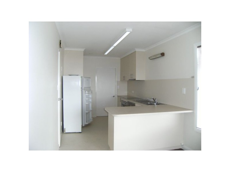 2/301 Churchill Avenue, Sandy Bay TAS 7005