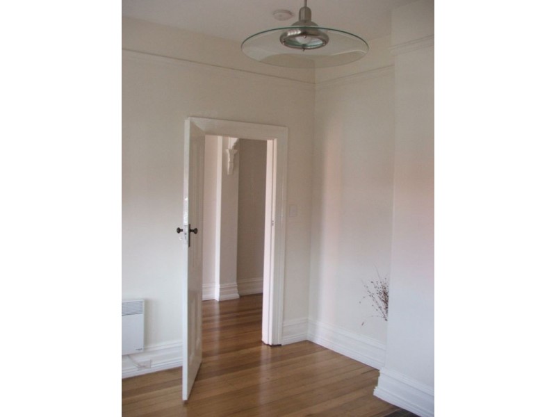 14 Flinders Lane, Sandy Bay TAS 7005