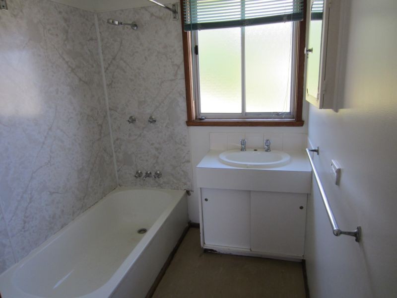 7 Oak Court, Kingston TAS 7050