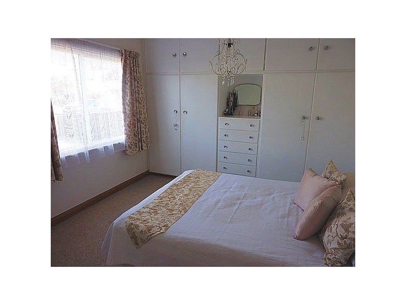 1 Paringa Road, Glenorchy TAS 7010