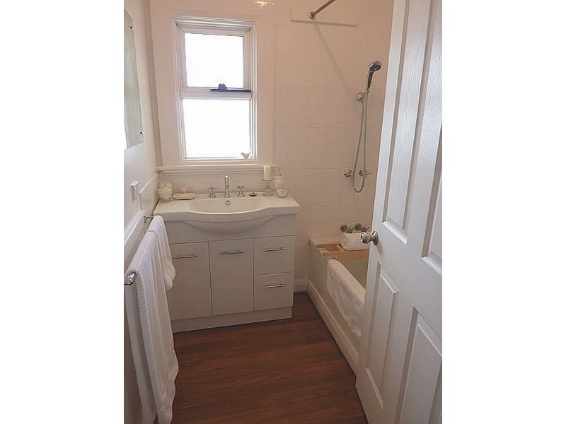 1 Paringa Road, Glenorchy TAS 7010