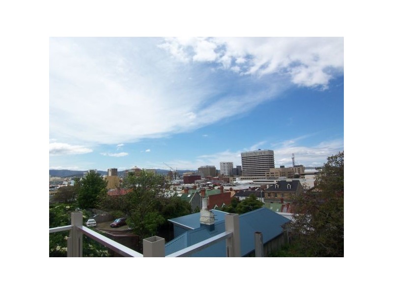 2/186 Bathurst Street, Hobart TAS 7000