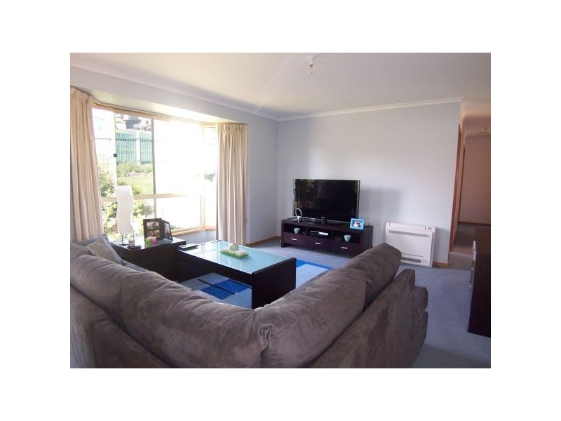 14 Fairview Drive, Kingston TAS 7050