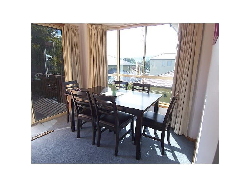 14 Fairview Drive, Kingston TAS 7050