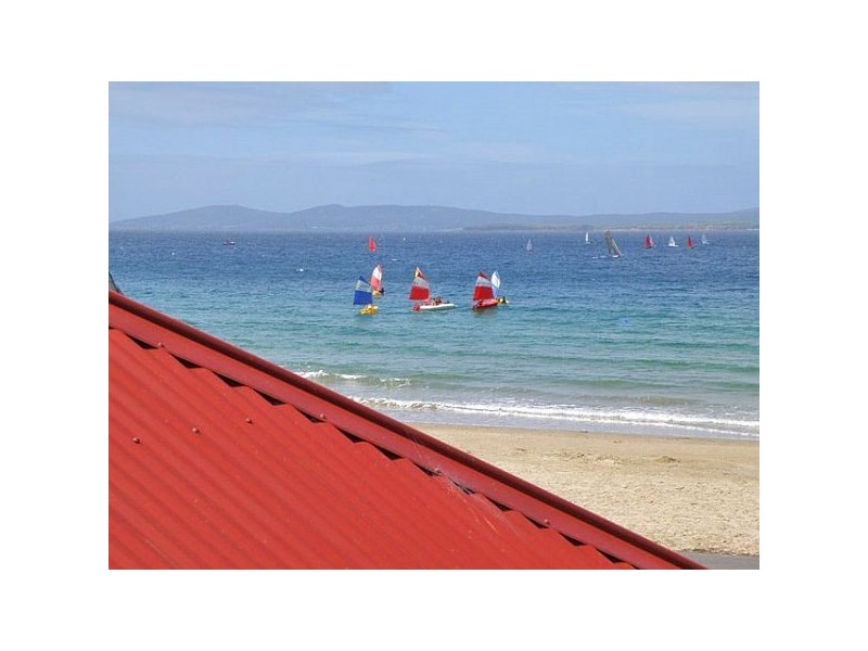 2/39 Osborne Esplanade, Kingston Beach TAS 7050