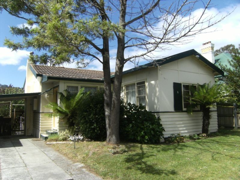 55 Beach Road, Kingston Beach TAS 7050