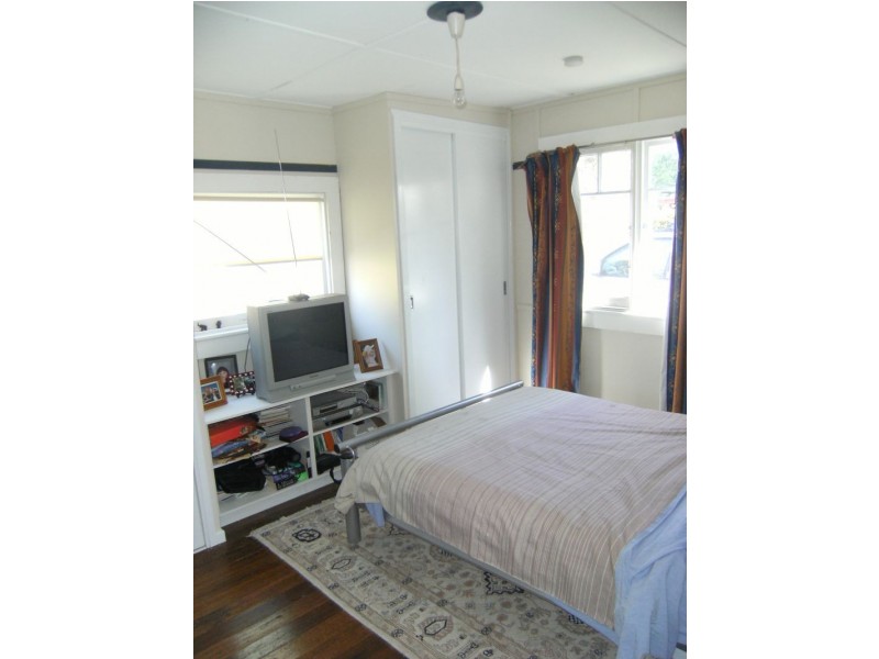 233 Roslyn Avenue, Blackmans Bay TAS 7052