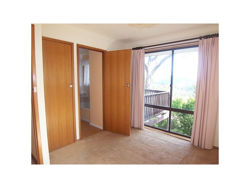 10 Ord Court, Mount Nelson TAS 7007