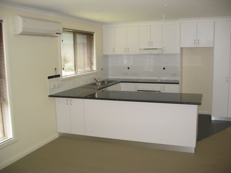 8/153 Summerleas Road, Kingston TAS 7050