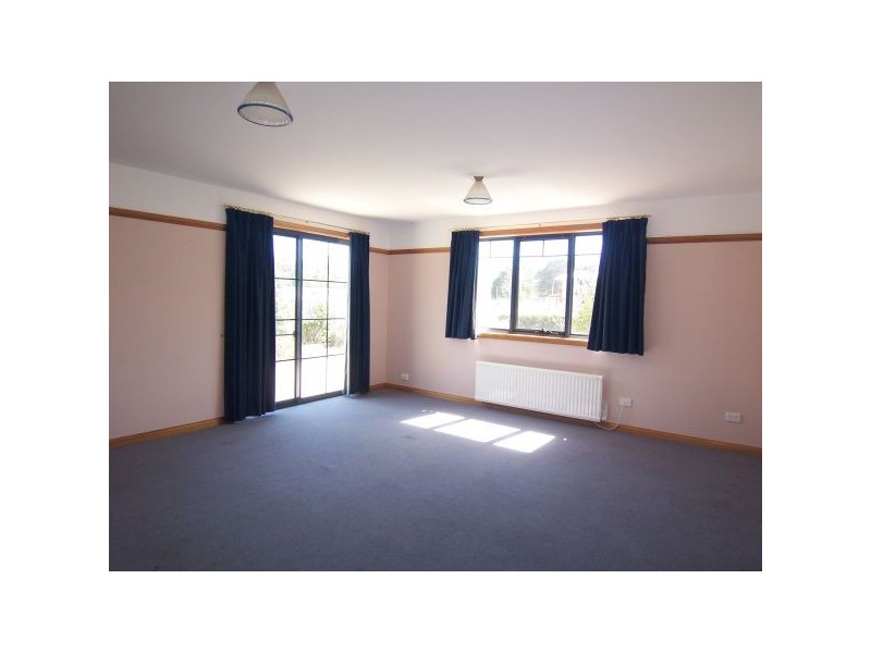 54 Beach Road, Snug TAS 7054