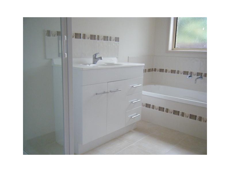 1 EREBUS STREET, Warrane TAS 7018