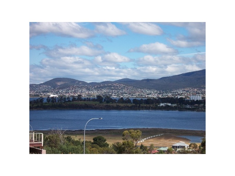 45 Grevillea Avenue, Old Beach TAS 7017