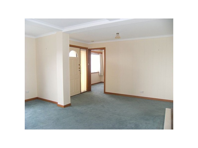 8a Kirval Court, West Hobart TAS 7000