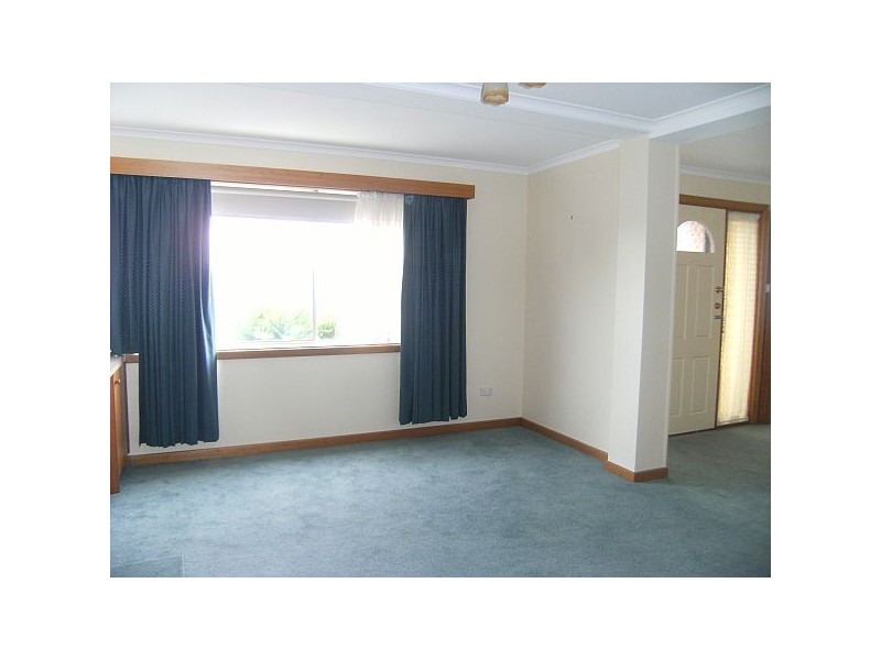 8a Kirval Court, West Hobart TAS 7000