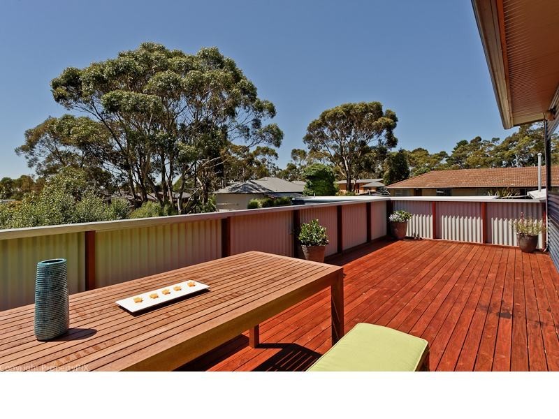 33 OLINDA GROVE, Mount Nelson TAS 7007