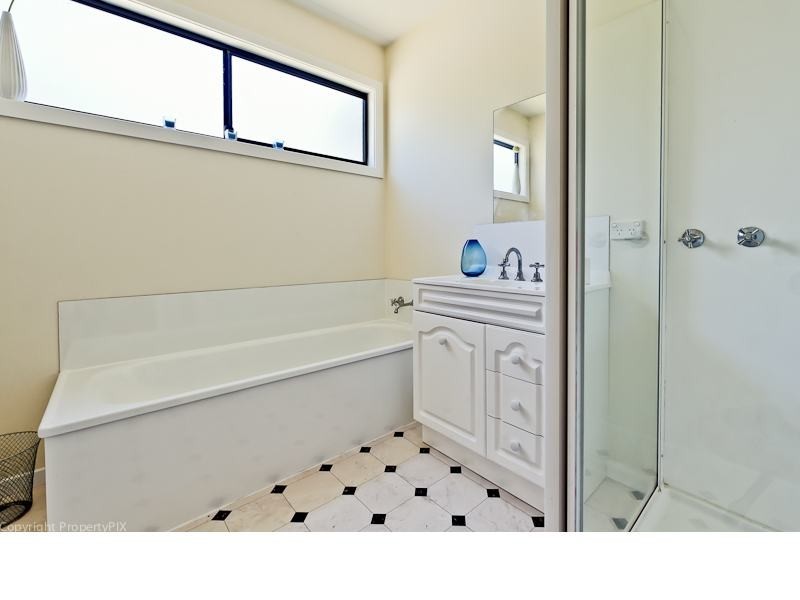 33 OLINDA GROVE, Mount Nelson TAS 7007