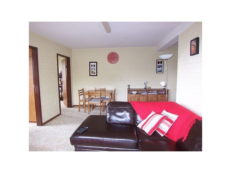 8/92 BARRACK STREET, Hobart TAS 7000