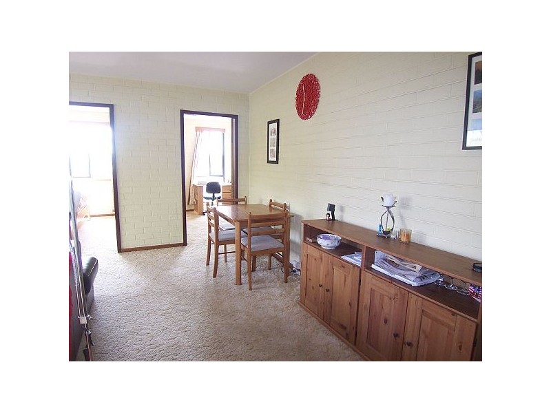 8/92 BARRACK STREET, Hobart TAS 7000