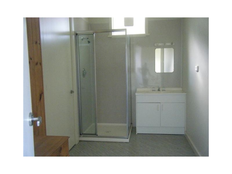 152A DERWENT AVE, Lindisfarne TAS 7015