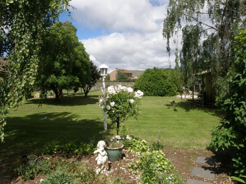 121 Main Road, Kempton TAS 7030