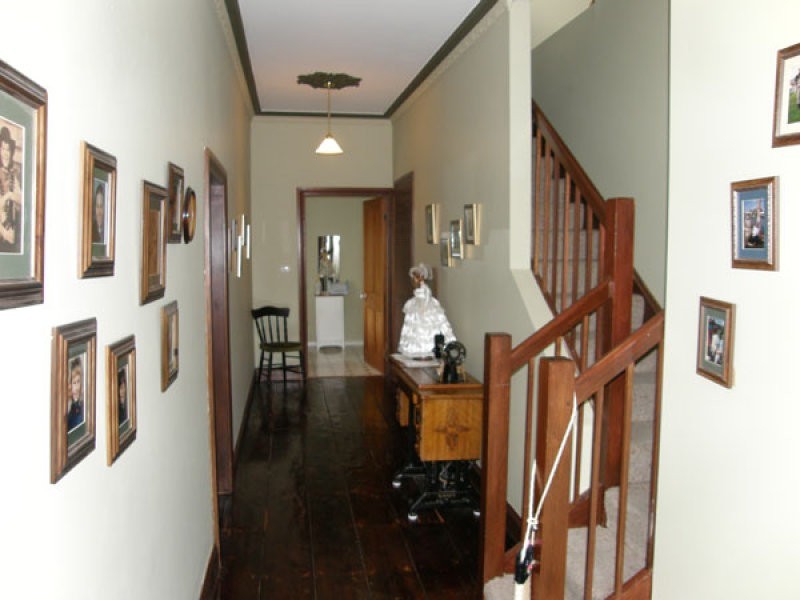 121 Main Road, Kempton TAS 7030
