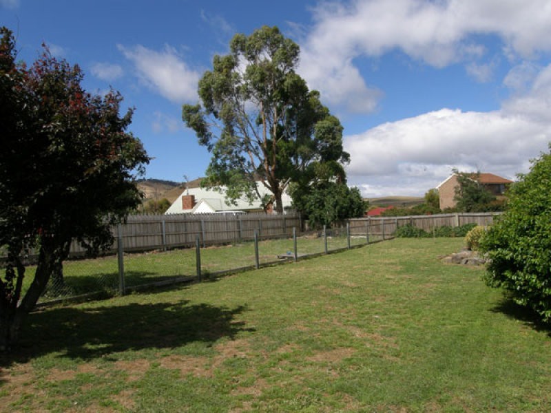 121 Main Road, Kempton TAS 7030