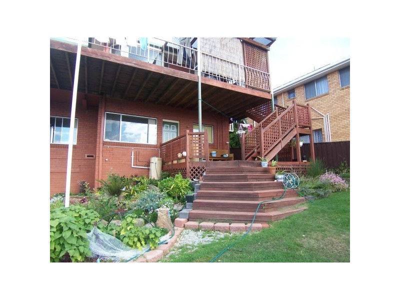 2/2 Sherwin Court, Rosetta TAS 7010