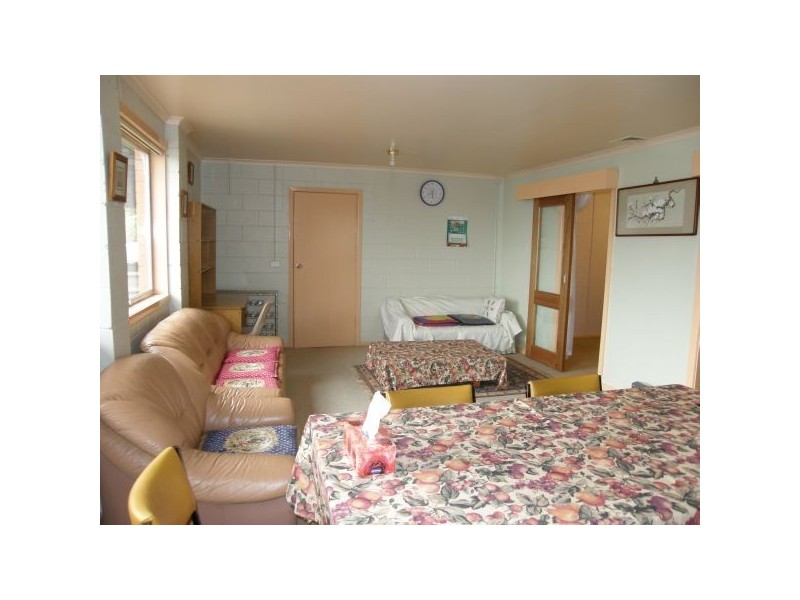 2/2 Sherwin Court, Rosetta TAS 7010