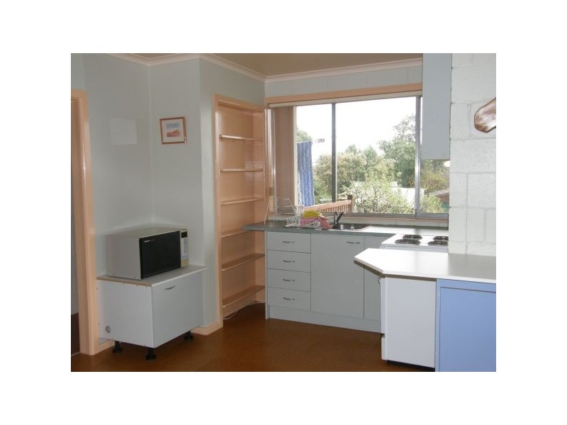 2/2 Sherwin Court, Rosetta TAS 7010