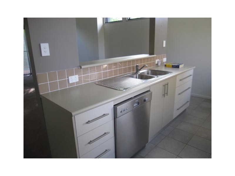 2/17 DIGNEY STREET, Dynnyrne TAS 7005