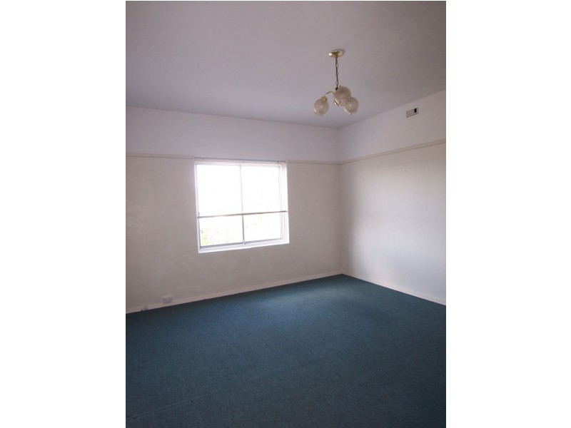 9 Gregson Avenue, New Town TAS 7008