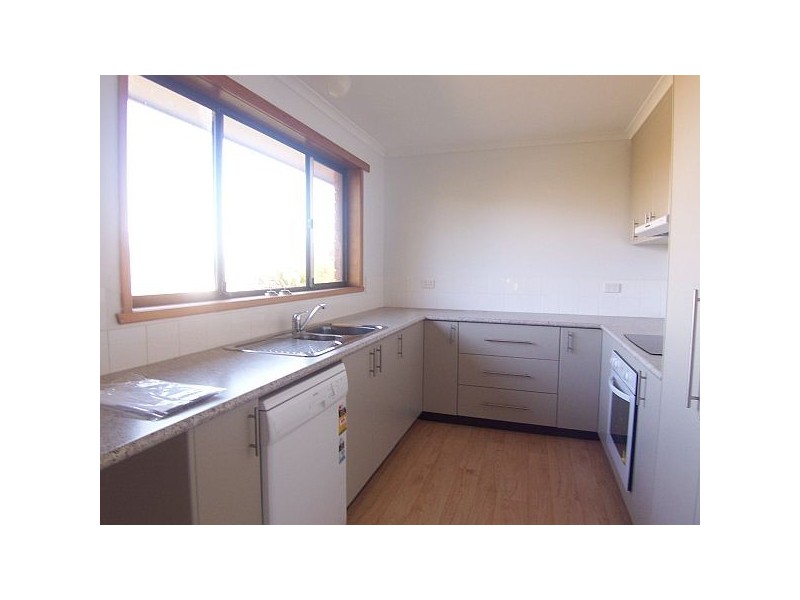 11 Nolan Crescent, Kingston TAS 7050