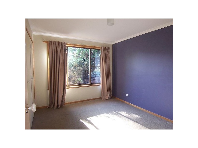 11 Nolan Crescent, Kingston TAS 7050