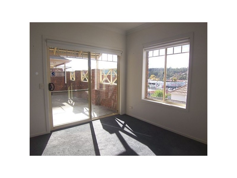 2/57 Warwick Street, Hobart TAS 7000