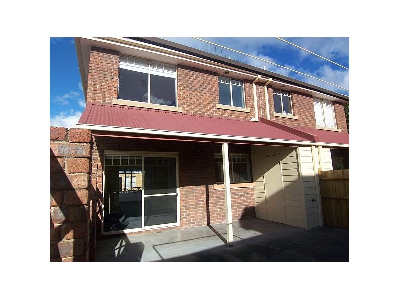 2/57 Warwick Street, Hobart TAS 7000