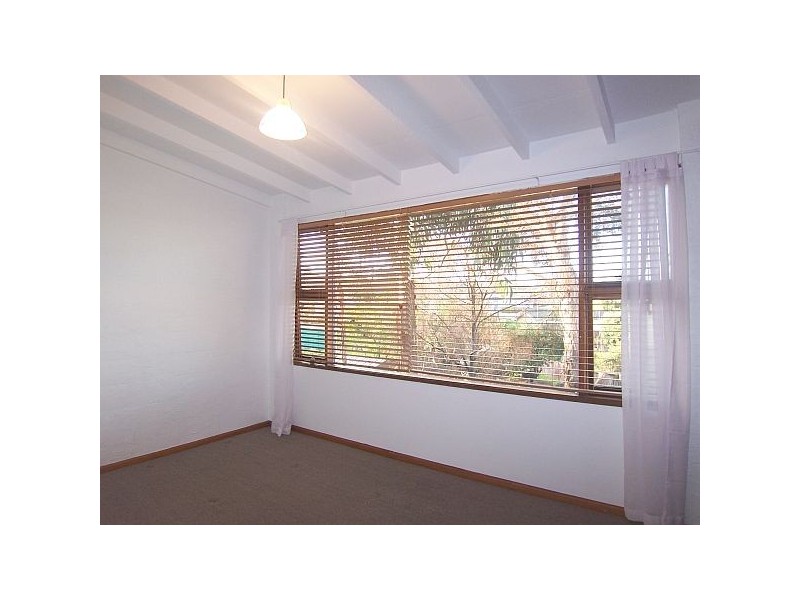 4/15 Hazell Street, Blackmans Bay TAS 7052