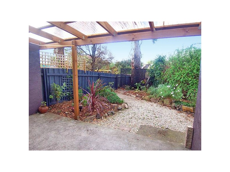 4/15 Hazell Street, Blackmans Bay TAS 7052