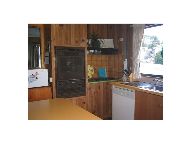 146 Cambridge Road, Warrane TAS 7018