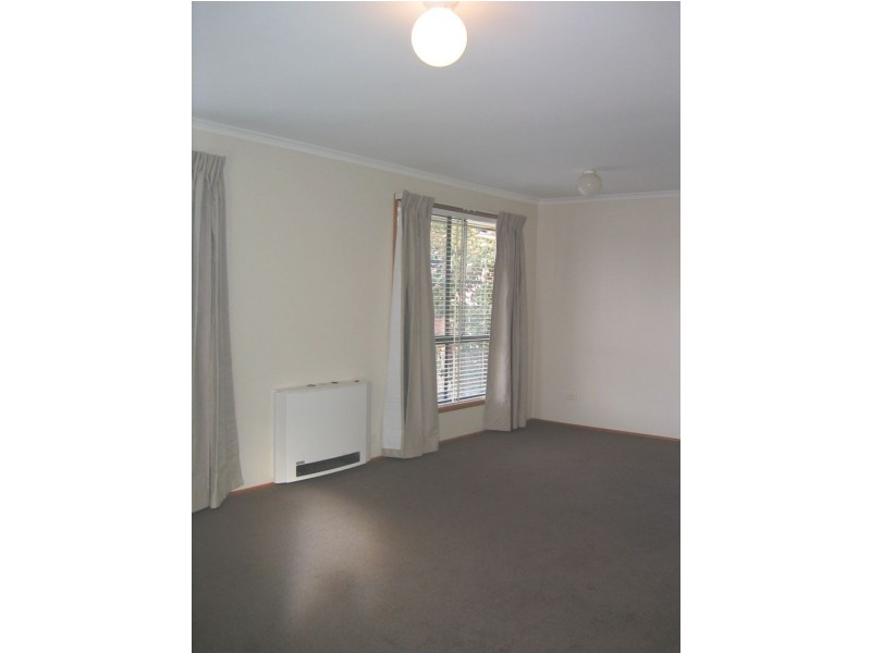 2/15 Nagle Place, Glenorchy TAS 7010